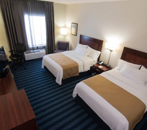 Fairfield Inn & Suites - Lancaster, PA