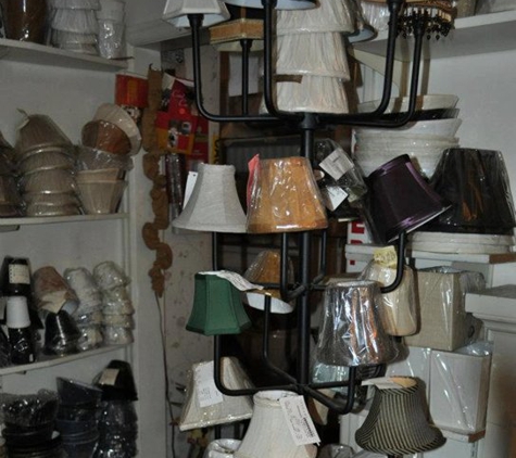 Naomi's Lampshades and Lamps - Lake Oswego, OR