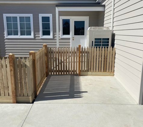 D & T Fencing Contractors - Traralgon, VIC