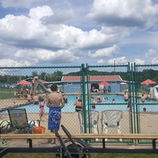 Goose Creek Lake Trustees Inc - French Village, MO. Swimming pool