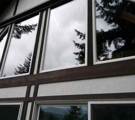 Rainier window cleaning - Kent, WA