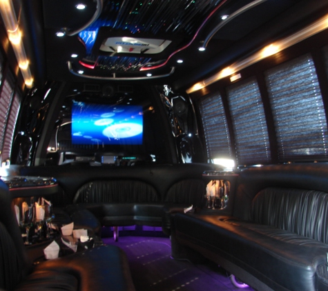 Elk Grove Party Bus - Elk Grove, CA