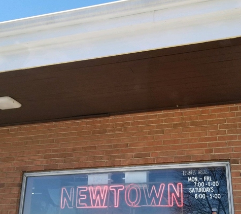 Newtown Cleaners - Evanston, IL