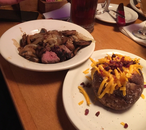 Texas Roadhouse - Brockton, MA