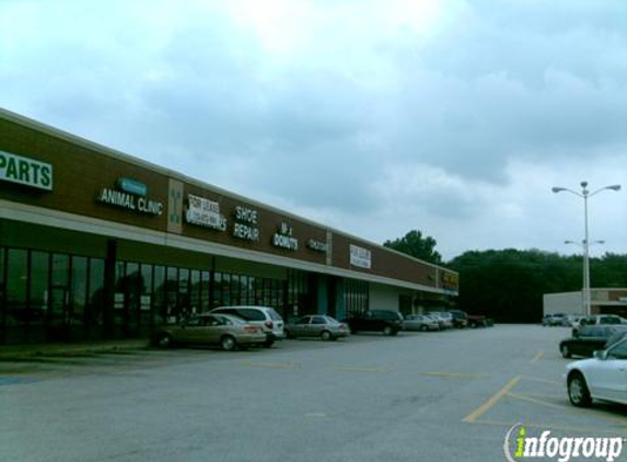 Walt's Shoe Shop - Houston, TX