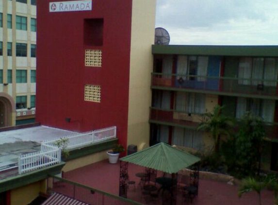 Ramada Downtown Hollywod - Hollywood, FL