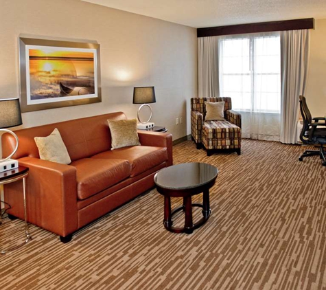 DoubleTree by Hilton Hotel Raleigh-Durham Airport at Research Triangle Park - Durham, NC