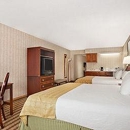 Ramada by Wyndham Saginaw Hotel & Suites - Hotels