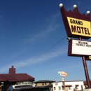 Grand Motel - Motels