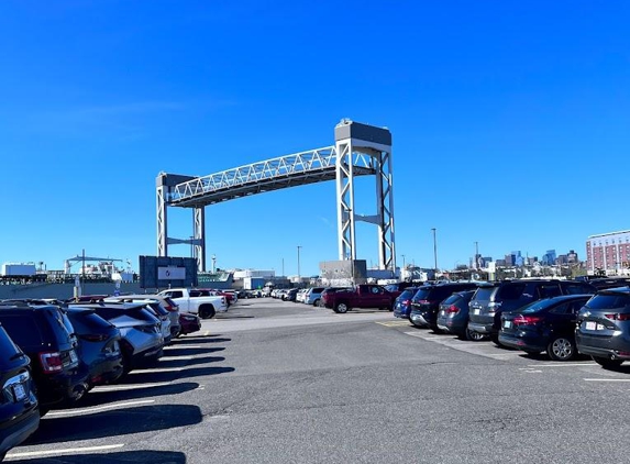 PreFlight Airport Parking - Chelsea, MA