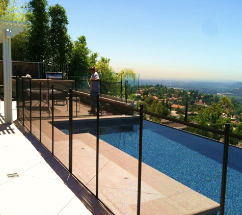 Safeguard Mesh Glass Pool Fence - Beverly Hills, CA