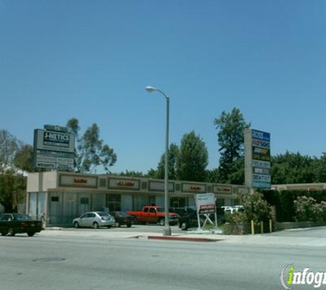 Anytime Fitness - Tarzana, CA