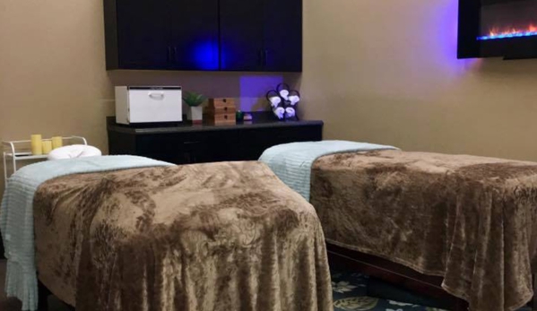 Studio Anew - Saint Louis, MO. Couples massage room
