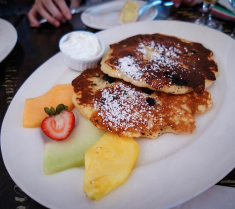 Au Revoir French Bistro - San Diego, CA