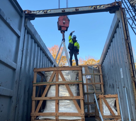 Lewis Transcontinental - Elberton, GA. Container unloading on-site