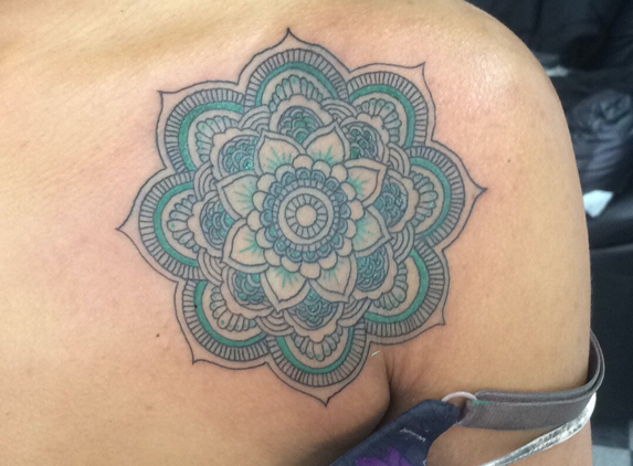 Ink-N-Um Tattoo and Body Piercing - Homewood, IL