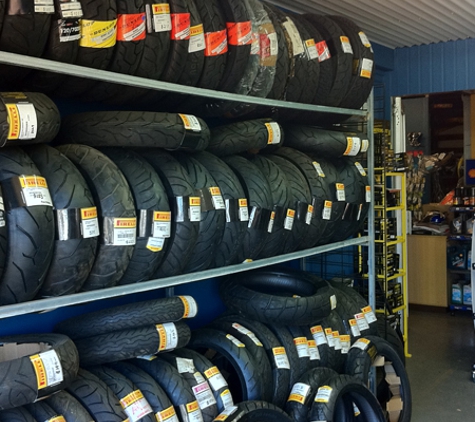 HARVEY MORRIS MOTORCYCLES - West Tamworth, NSW