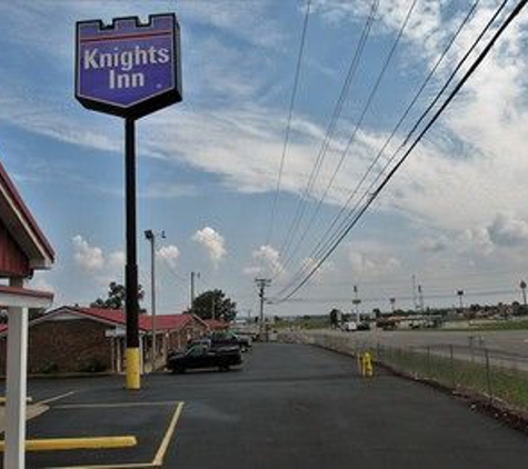 Knights Inn - Cadiz, KY