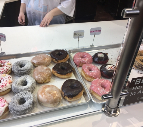 Kanes Donuts - Boston, MA