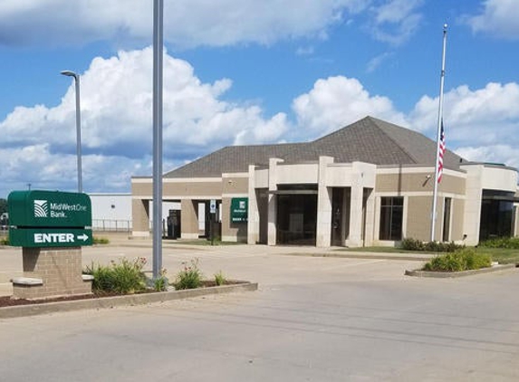 MidWestOne Bank - Dubuque, IA