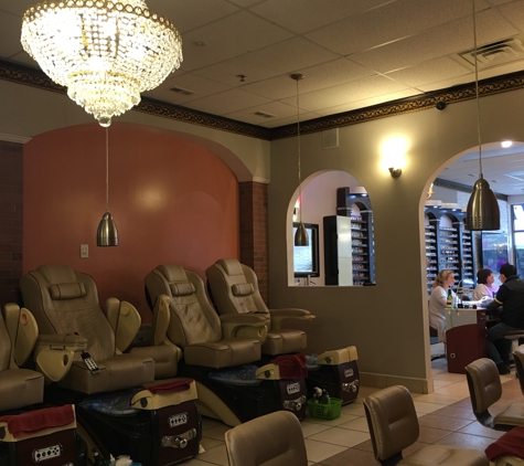 Elegant Nail & Spa - Danville, VA