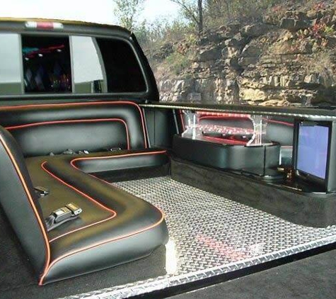 Custom Limousine Inc - Bonner Springs, KS