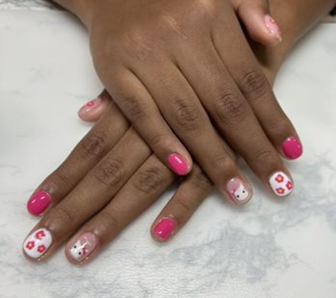 The Nail Lounge - Montebello, CA