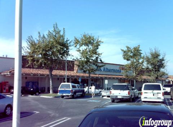 Albertsons Floral - Lake Forest, CA