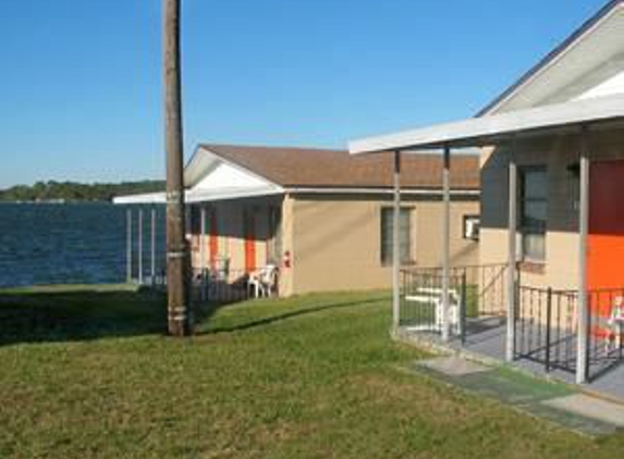 Lakmar Resort Motel - Winter Haven, FL