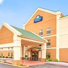 Days Inn & Suites by Wyndham Harvey / Chicago Southland