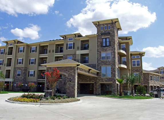 West Oaks Seniors Apartments - Houston, TX