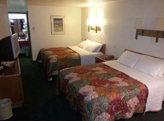 Red Roof Inn - Grand Junction, CO