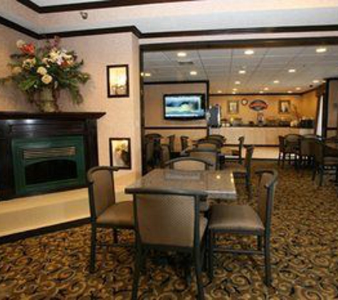 Baymont Inn & Suites - Hattiesburg, MS