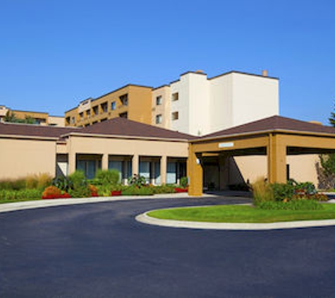 Courtyard by Marriott - Des Plaines, IL