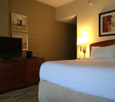 Courtyard by Marriott - Woburn, MA