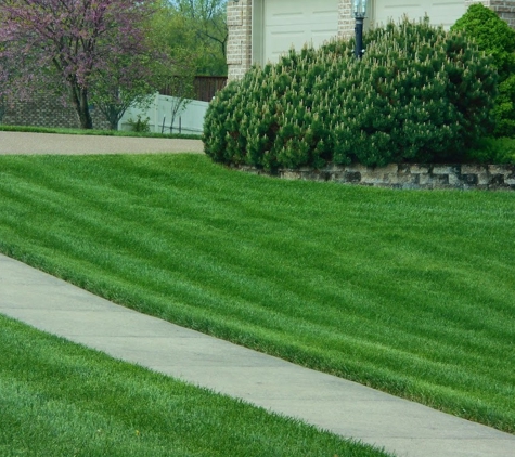 Evansville Lawn & Landscape - Evansville, IN