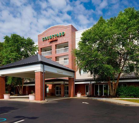 Courtyard by Marriott - Edison, NJ