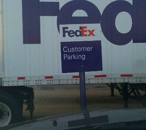 FedEx Ship Center - Cleveland, OH