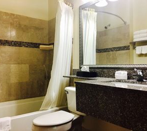 Best Western Roanoke Inn & Suites - Roanoke, TX