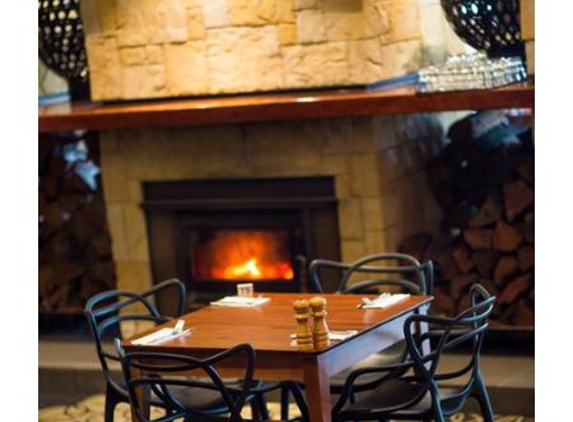 Fire & Ice Restaurant - Kearneys Spring, QLD