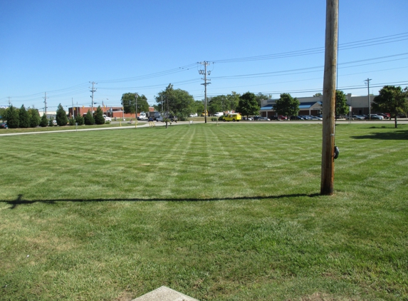Bardos Landscaping & Lawn Care - Maineville, OH