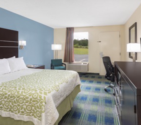 Days Inn - Newberry, SC