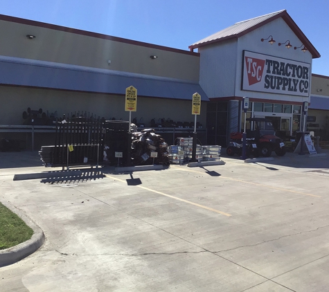 Tractor Supply Co - Kaufman, TX