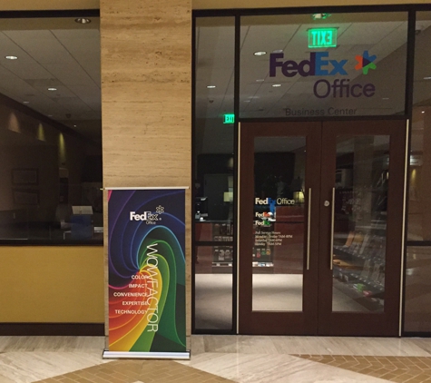 FedEx Office Print & Ship Center - Dallas, TX