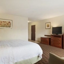 Hampton Inn & Suites Greenfield - Hotels