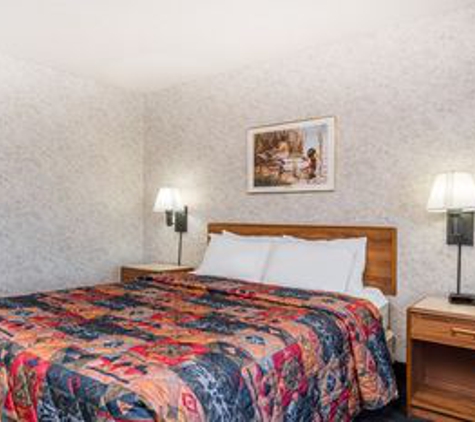 Days Inn - Hurley, WI