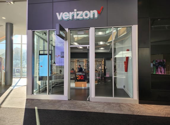 Verizon - Norwalk, CT