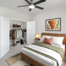 Camden Lake Buena Vista Apartments