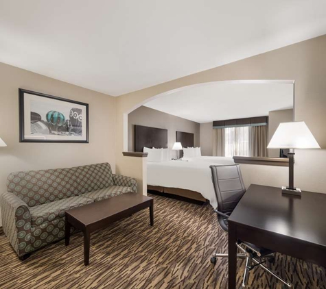 SureStay Plus by Best Western Plano - Plano, TX