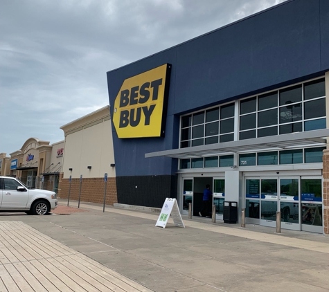 Best Buy - Cedar Hill, TX